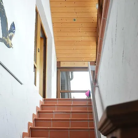 Stolzing-apart بايروث