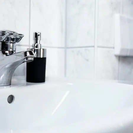 Stolzing-apart شقة بايروث